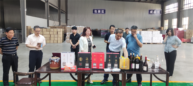 果酒是什么酒，桑葚酒屬于果酒嗎？